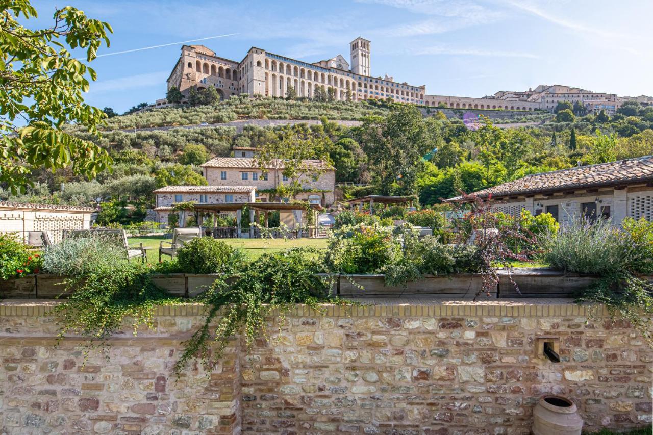 Готель Borgo Antichi Orti Ассізі Екстер'єр фото